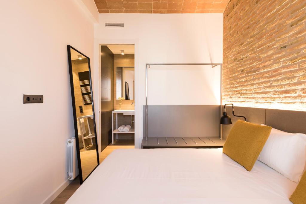 Aspasios Sagrada Familia Apartments - Tap to explore photos