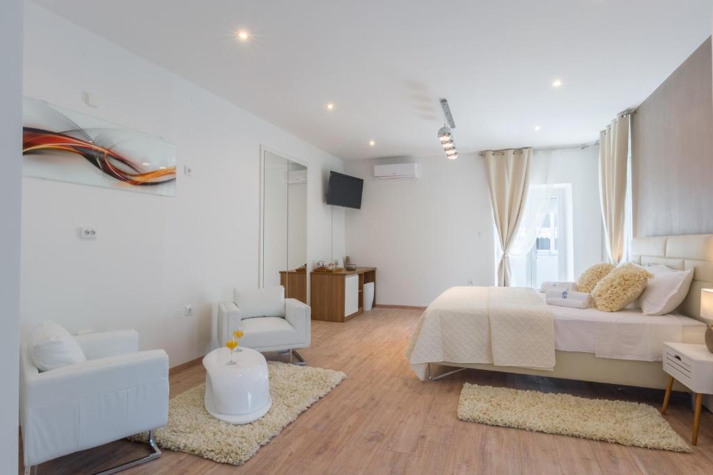 Rooms Sea & Sun with private parking photo 2