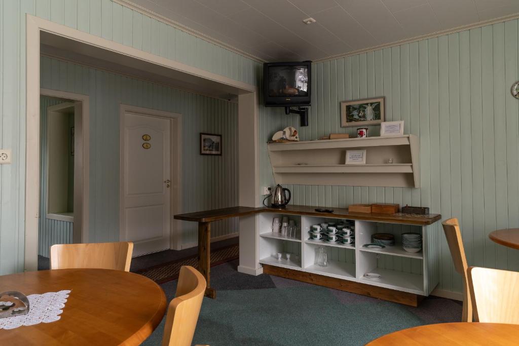 Guesthouse Ísafjördur - Gamla photo 3