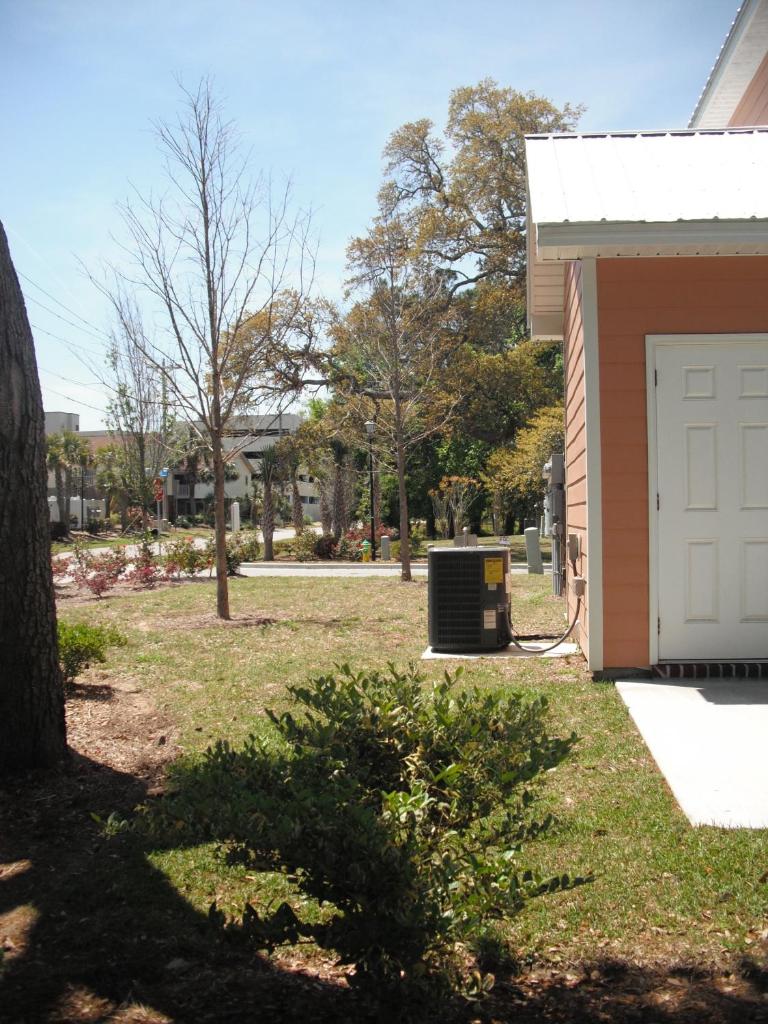 Gulf Stream Cottages 300 photo 4