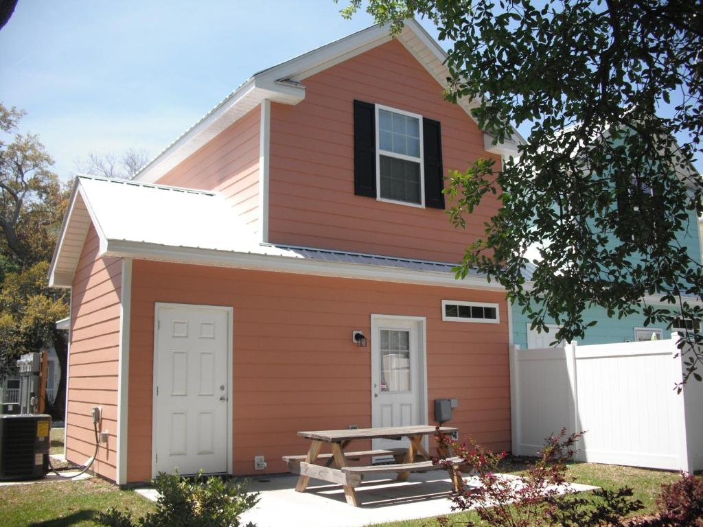 Gulf Stream Cottages 300 photo 2