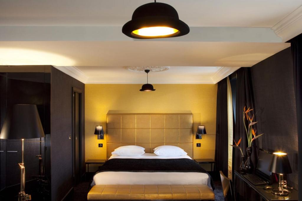 Четырехместный (Люкс с видом на Эйфелеву башню), First Hotel Paris Tour Eiffel