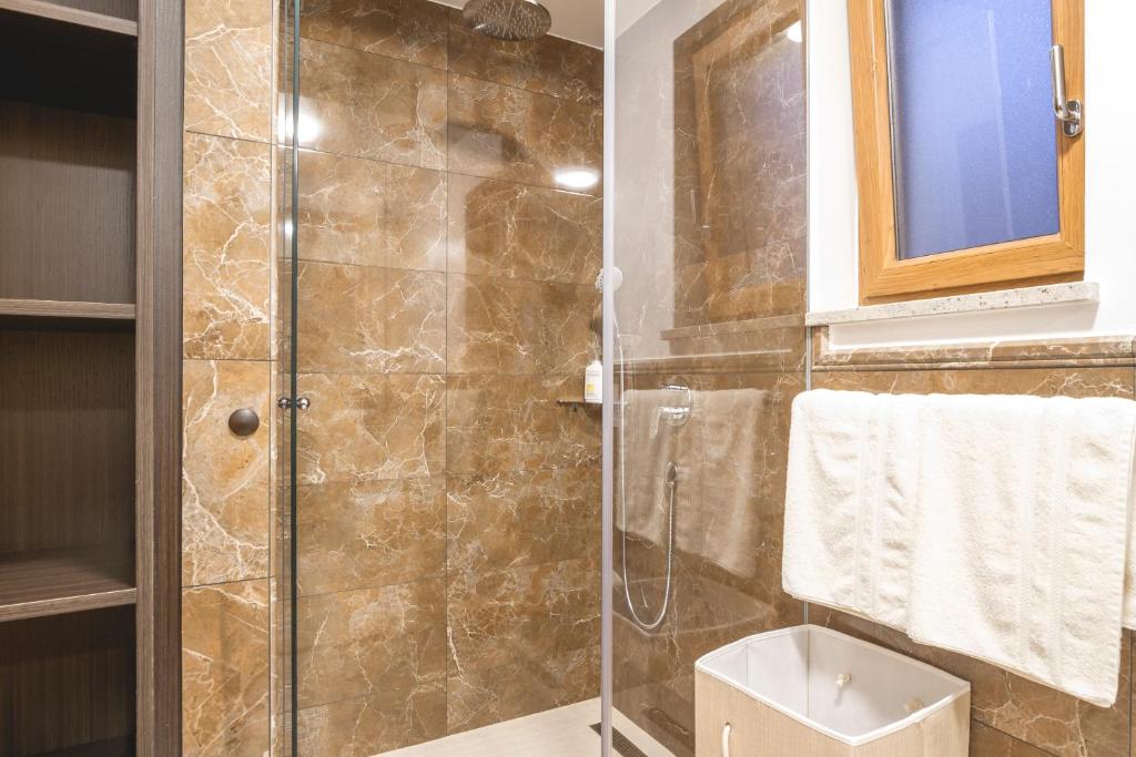Luxury Apartments Villa Matea 2 photo 3