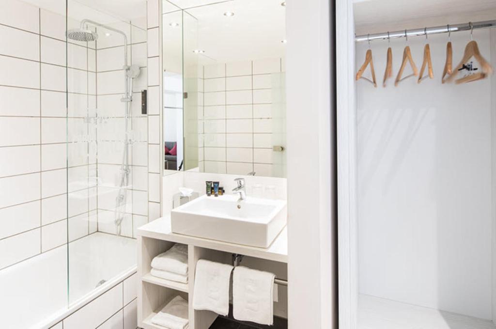 Сьюит (Полулюкс), Hotel Zeitgeist Vienna Hauptbahnhof