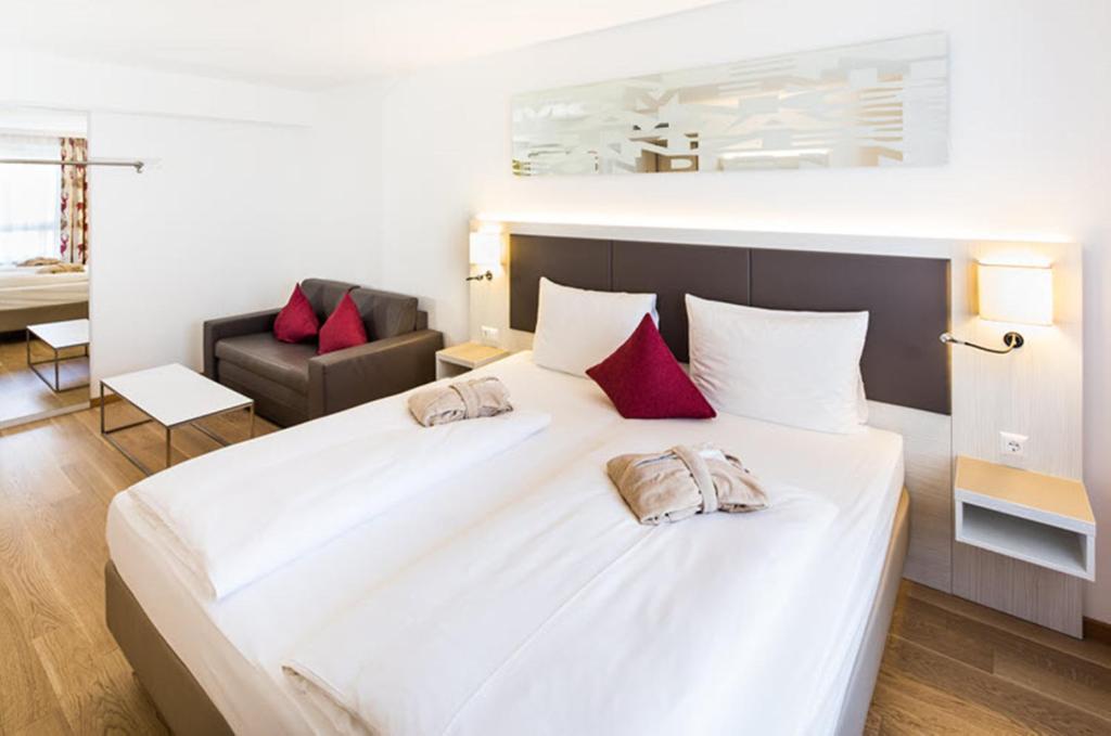 Сьюит (Полулюкс), Hotel Zeitgeist Vienna Hauptbahnhof