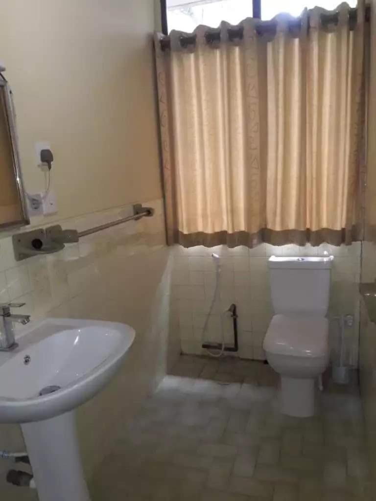 Thilanka Beach Resort photo 2