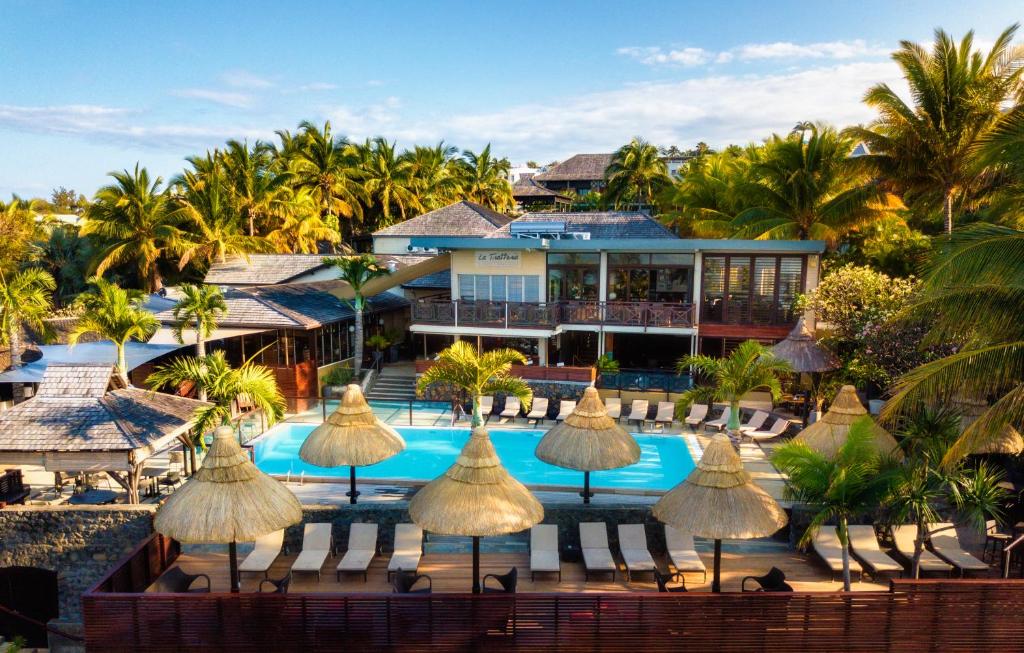 Iloha Seaview Hotel photo 1