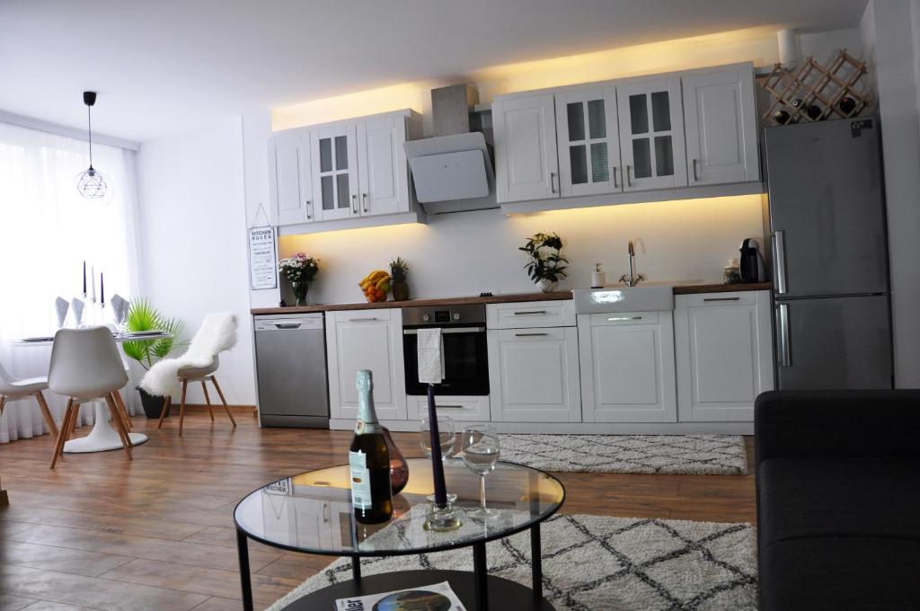 Lux Apartment photo 4