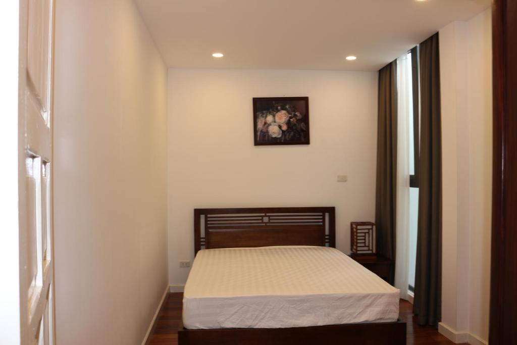 Davidduc 's Spacious Apartment in Xom Chua