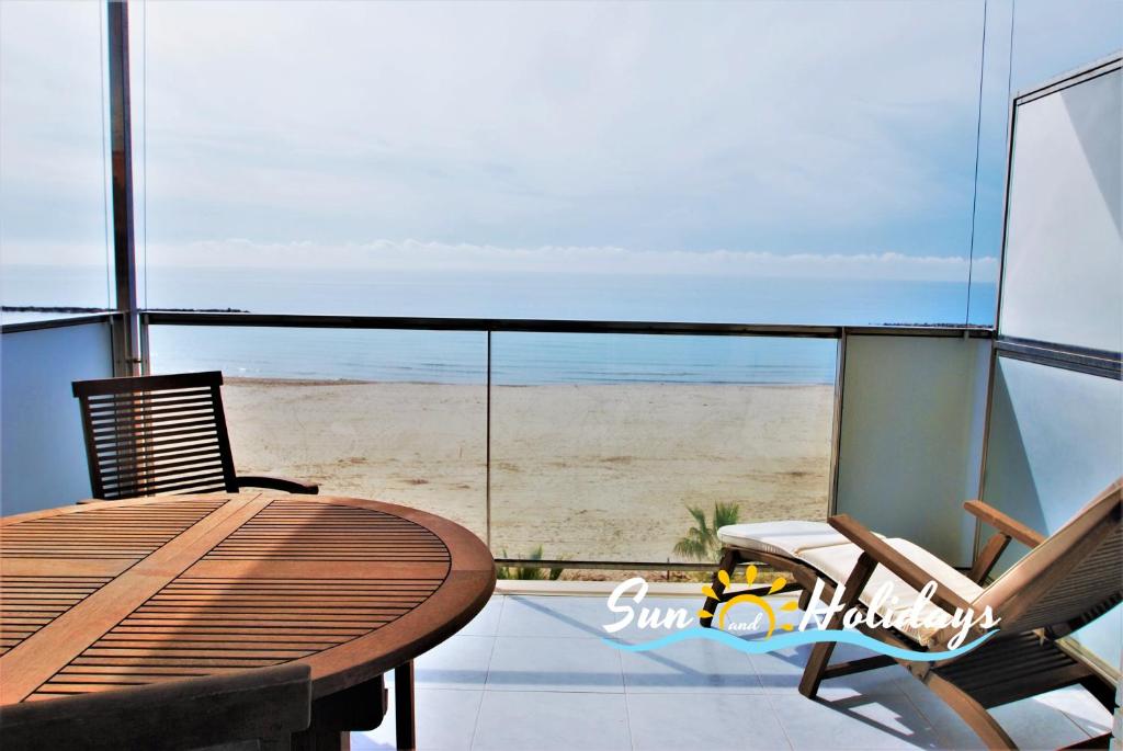 Apartamento Cubelles photo 3