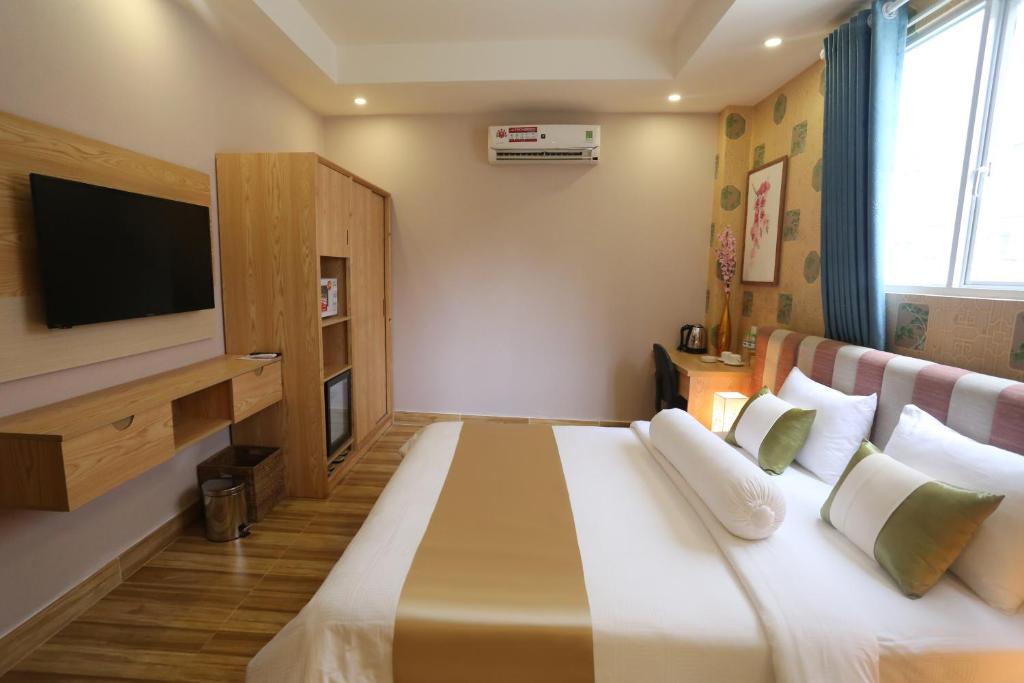 Двухместный (Двухместный номер Делюкс с 1 кроватью), Thuy Sakura Hotel