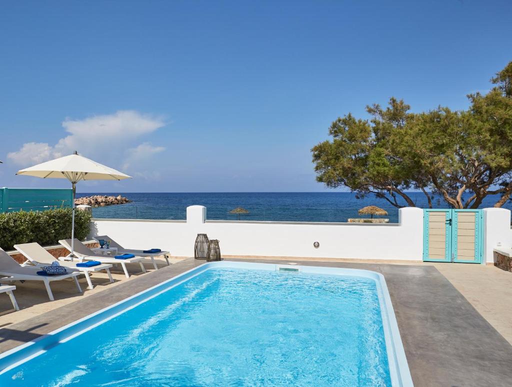 Almyriki Beach Villa photo 2