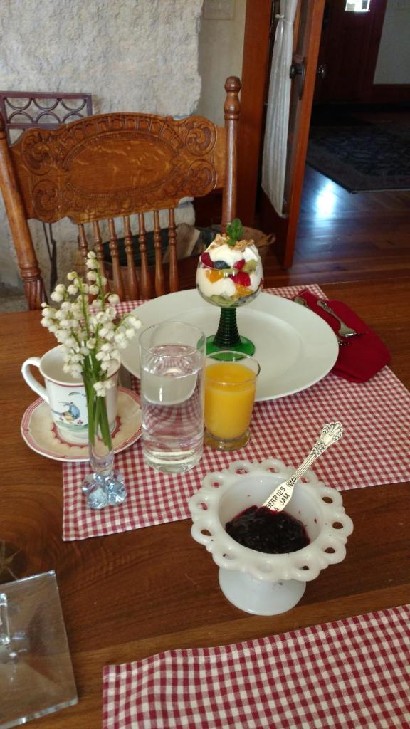 Round Barn Farm B & B Event Center photo 2