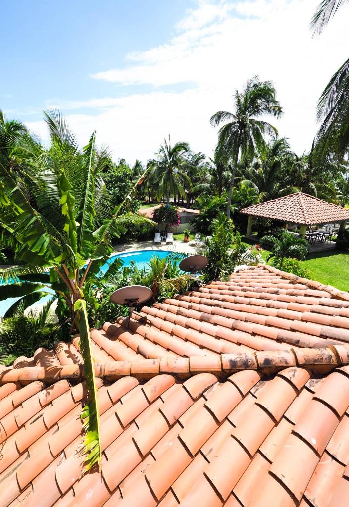Hotel Playa Cambutal photo 2
