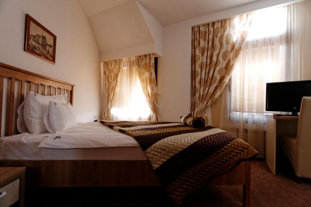 Двухместный (Стандартный двухместный номер с 1 кроватью), Garni Hotel Villa Family