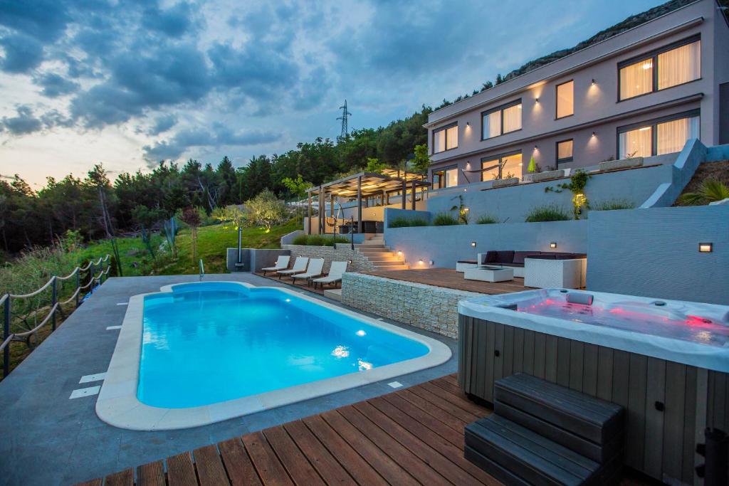 Villa Blue Hill photo 1