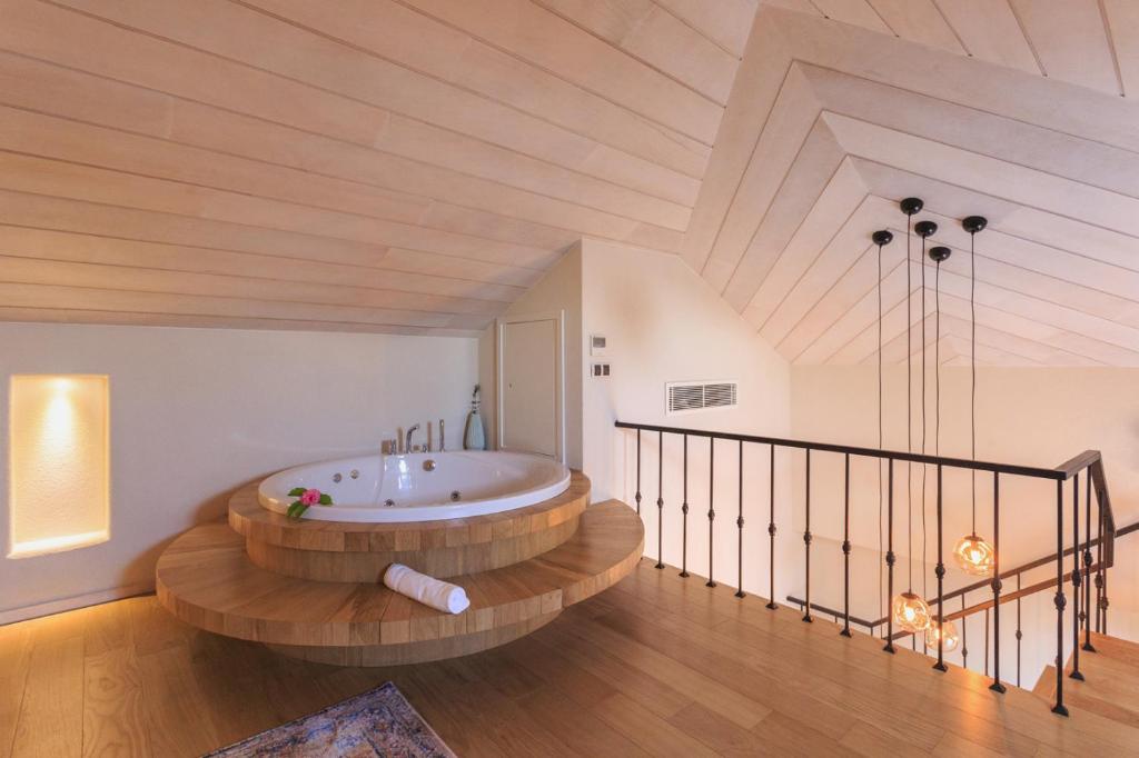 Ecclesia Hotel - Adult Only (+14) - Tap to explore photos