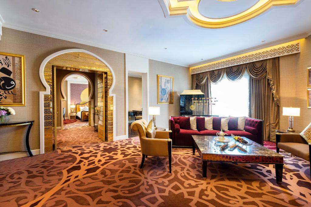 Сьюит (Королевский люкс), Ezdan Palace Hotel