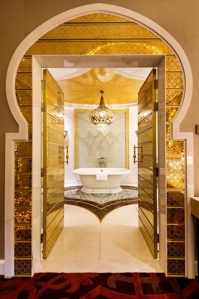 Сьюит (Королевский люкс), Ezdan Palace Hotel