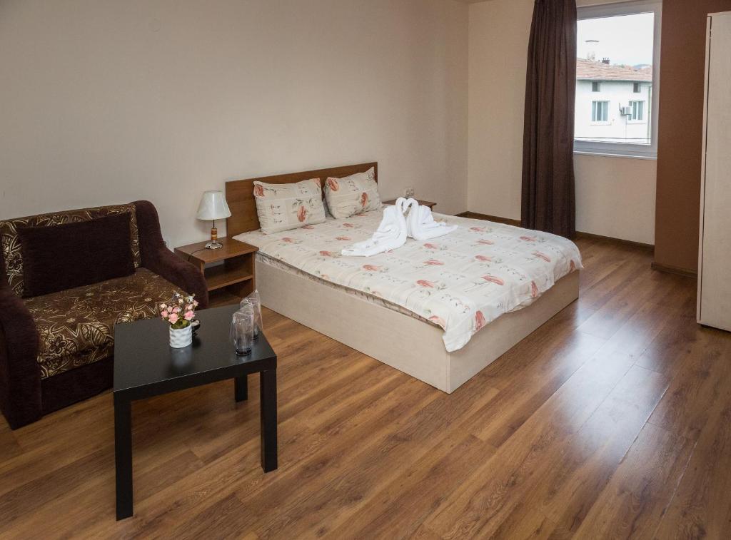 Hotel West photo 3