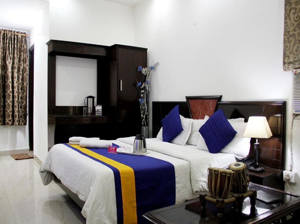 Двухместный (Двухместный номер Делюкс с 1 кроватью), OYO 524 Hotel Sun International