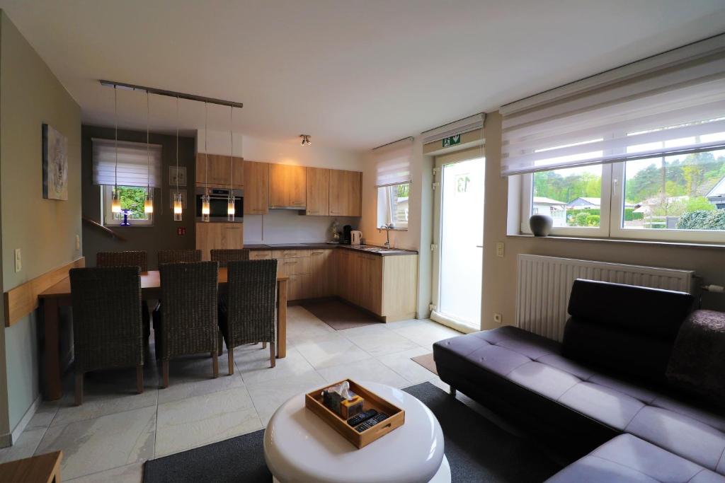 Stefjes Holiday Home photo 2
