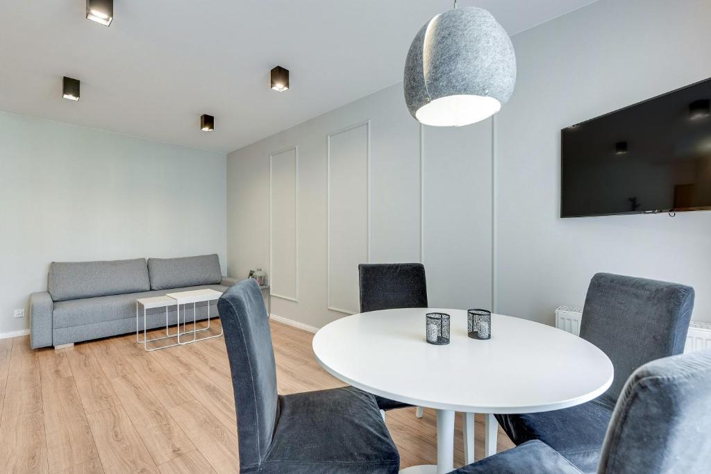 Апартаменты (Апартаменты с 1 спальней и балконом (парковка)), Angielska Grobla Apartinfo Apartments