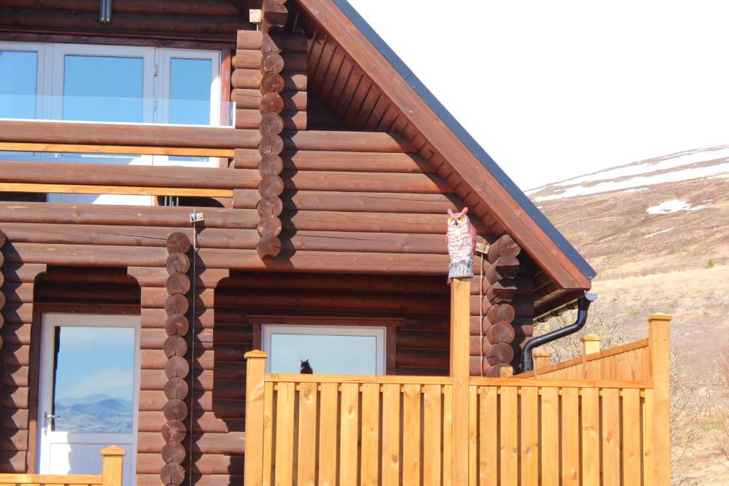 Akureyri Log Cottage photo 2