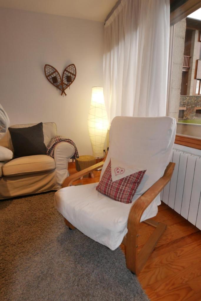 Cozy Apartment in Alp photo 3