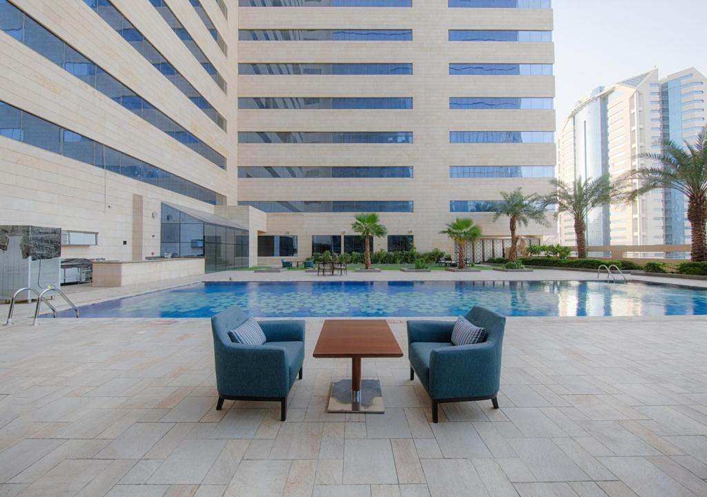 Holiday Suites Al Azizia - Tap to explore photos