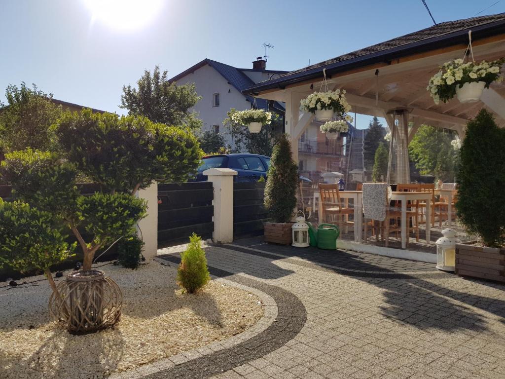 Apartamenty DELUXE-Willa DAHARA-Grupa PlażoweLove photo 4