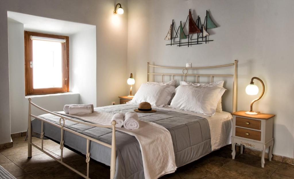 Gavrion's Nest - Premium Cycladic Studio photo 1