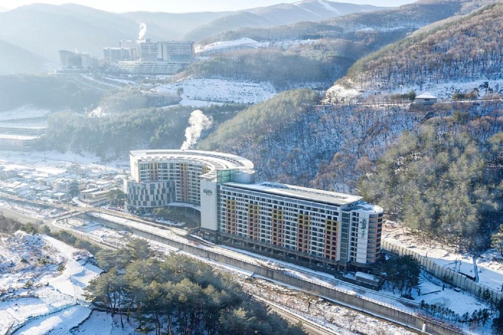Jeongseon Mayhills Resort photo 4