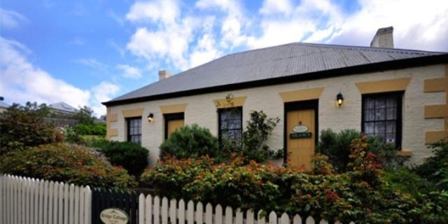BRIDGE COTTAGES Sargeants & Armoury Cottages 1823 - HISTORY & CHARM, Clarence