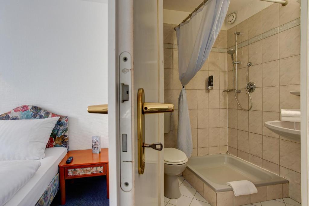 Одноместный (Улучшенный одноместный номер), Hotel ARDE