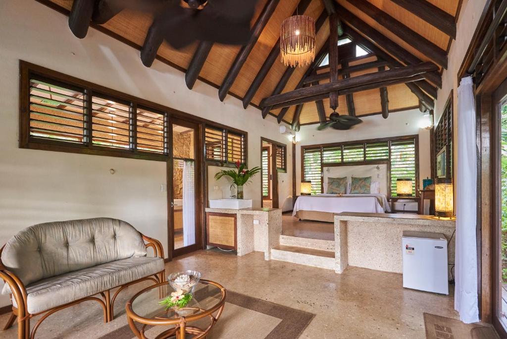 Savasi Island Resort photo 3