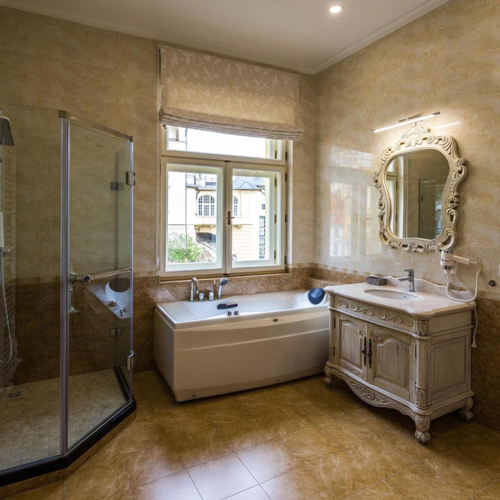 Апартаменты (Двухуровневые апартаменты), Karlsbad Prestige