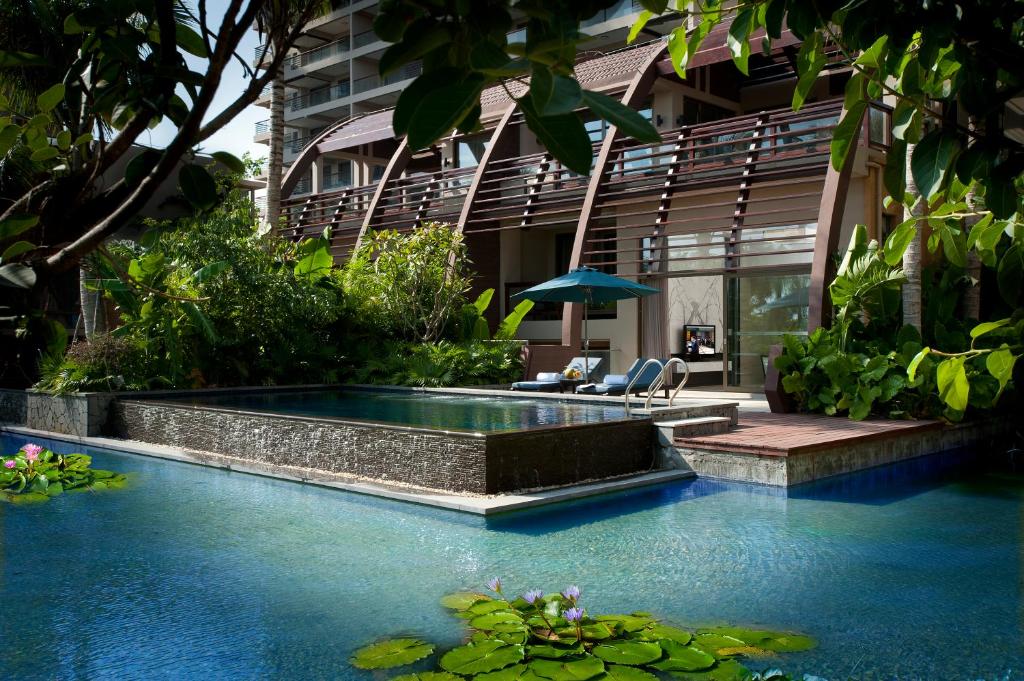Вилла (Вилла с 3 спальнями и бассейном), Pullman Oceanview Sanya Bay Resort & Spa