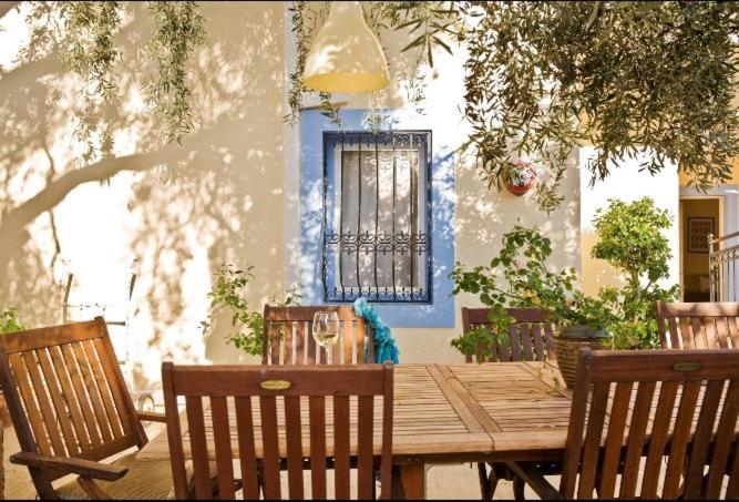 Merve Apartments, your home from home in central BODRUM, street cats frequent the property, not all apartments have balconies , ground floor have terrace with table and chairs photo 3