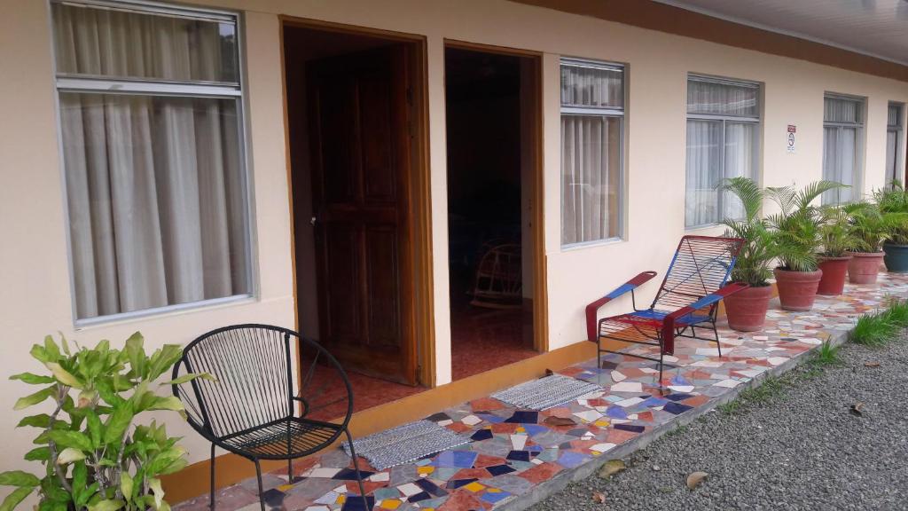Cabinas Doña Alicia photo 3