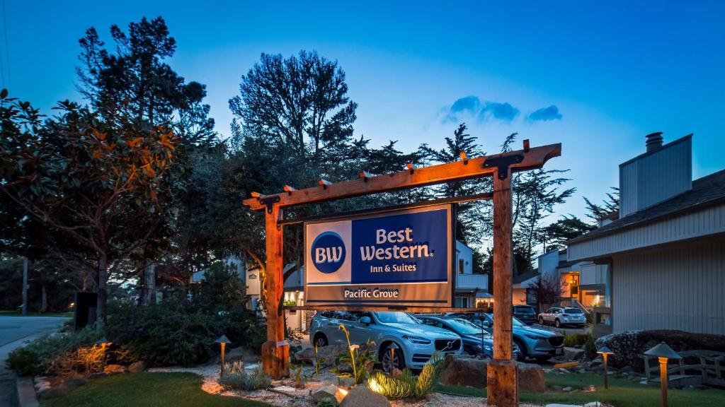 Best Western The Inn & Suites Pacific Grove image