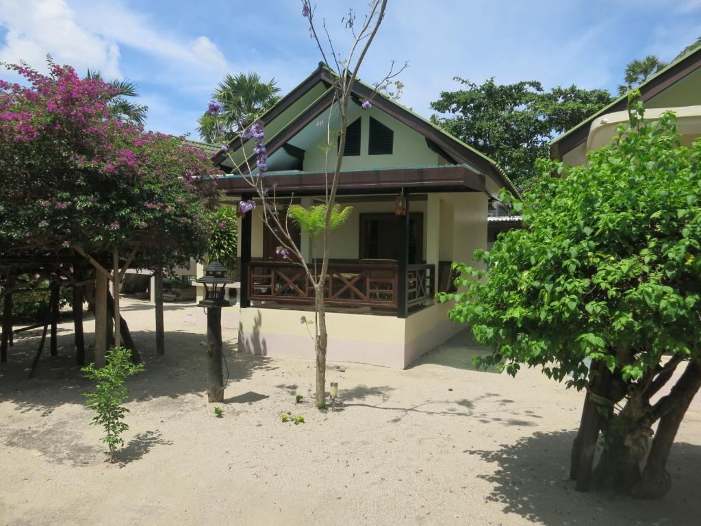 Dewshore Resort photo 4