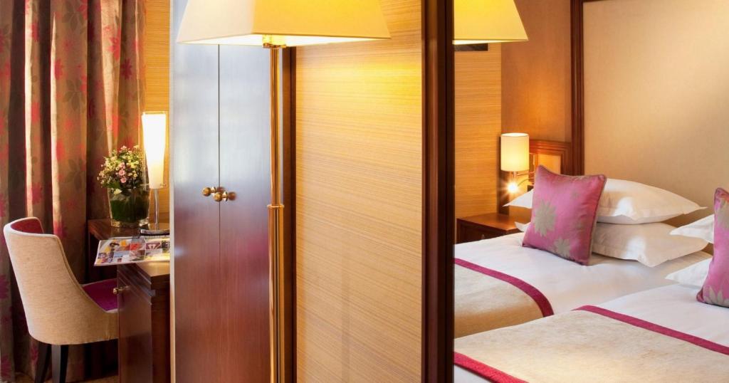 Двухместный (Классический двухместный номер с 1 кроватью), Hotel Saint Honore