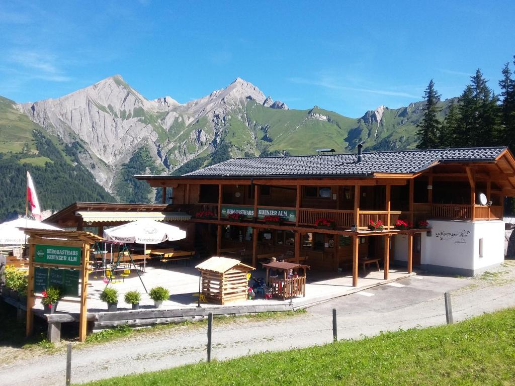 Ferienwohnung Kuenzer Alm photo 2