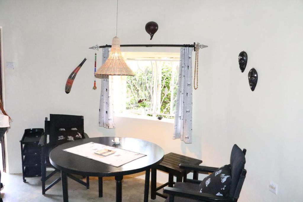 Nyati Hill Cottages photo 2