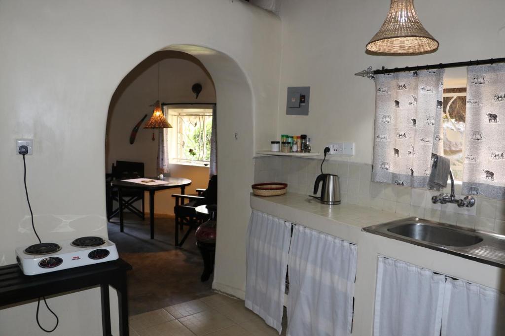 Nyati Hill Cottages photo 4