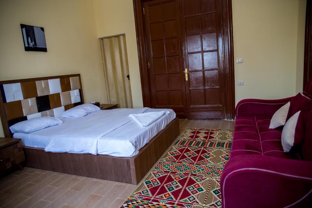 Двухместный (Номер с кроватью размера «king-size»), New Grand Royal Hotel