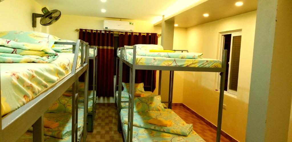 Номер (Односпальная кровать в общем номере), May Hostel
