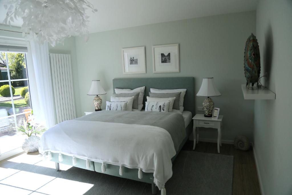 Green Cottage photo 2