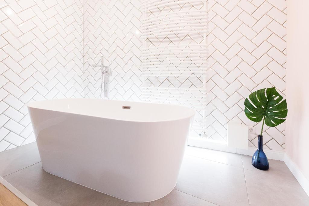 Апартаменты (Апартаменты Делюкс с балконом), Vagabond Broadway